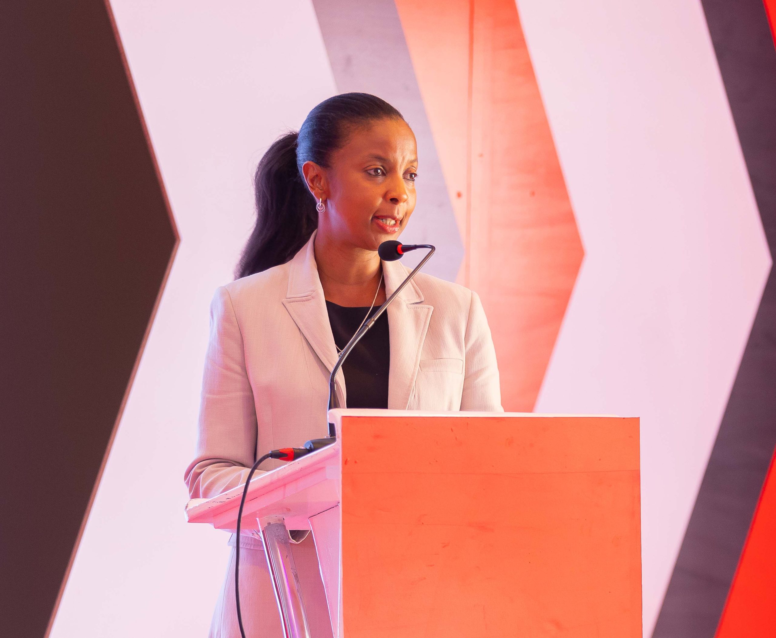 Airtel Money Kenya Managing Director Anne Kinuthia Otieno during the official launch of Airtel’s ‘Smarta Bundles’ in Nairobi. PHOTO/COURTESY