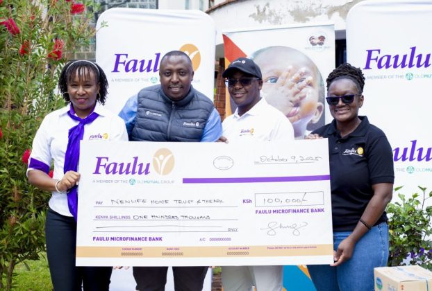 (L-R), Faulu Bank Senior Manager, Marketing & Communications, Gloria Kositany; Kiambu Branch Manager, Erastus Gitahi; Head of Finance & Strategy, Stephen Ngugi; and Senior Manager Customer Experience, Gloria Chaponda, pose with a cheque during the Bank’s donation to New Life Home Trust – Kilimani.